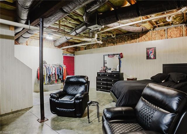 634 Swannanoa Avenue, Liberty, NC 27298