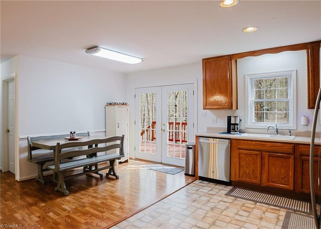 634 Swannanoa Avenue, Liberty, NC 27298