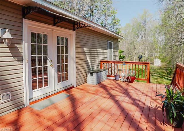 634 Swannanoa Avenue, Liberty, NC 27298