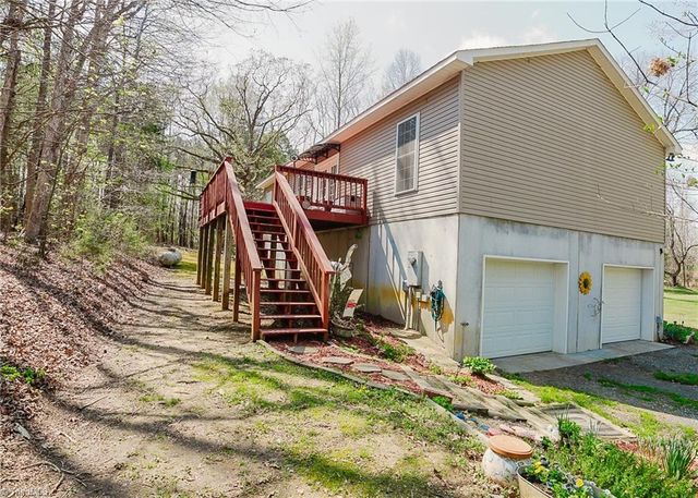 634 Swannanoa Avenue, Liberty, NC 27298