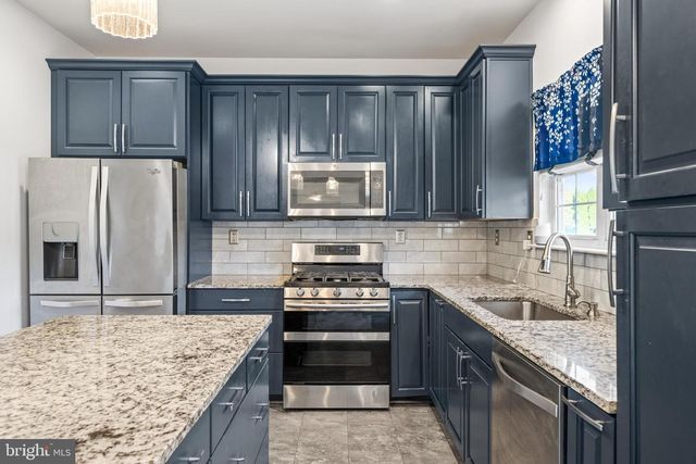 38 CHESTERTOWN RD, Sicklerville, NJ 08081