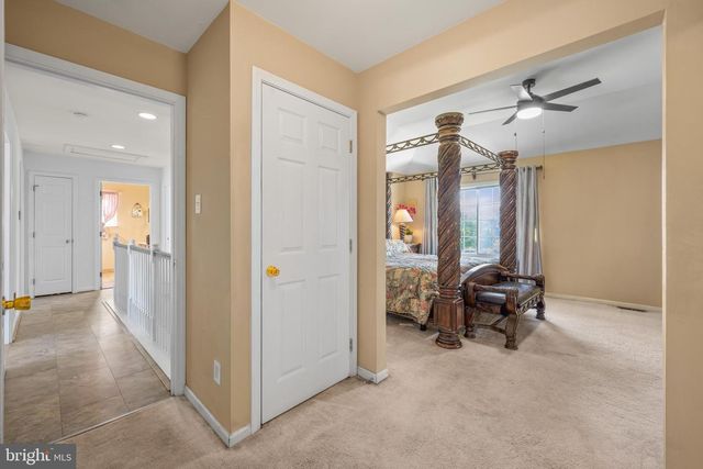 38 CHESTERTOWN RD, Sicklerville, NJ 08081