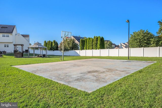 38 CHESTERTOWN RD, Sicklerville, NJ 08081