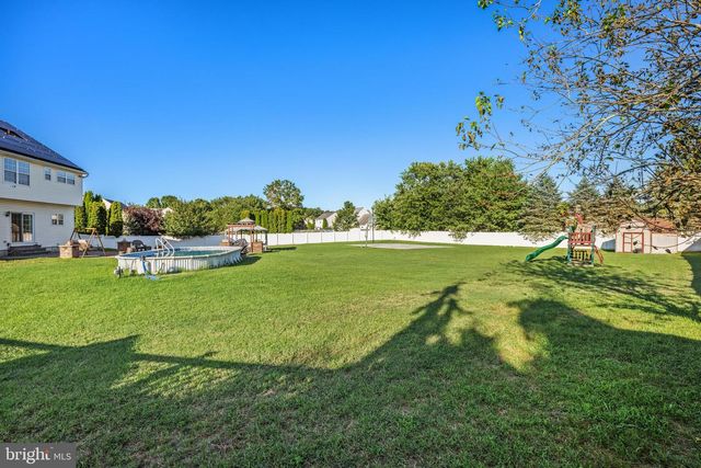 38 CHESTERTOWN RD, Sicklerville, NJ 08081