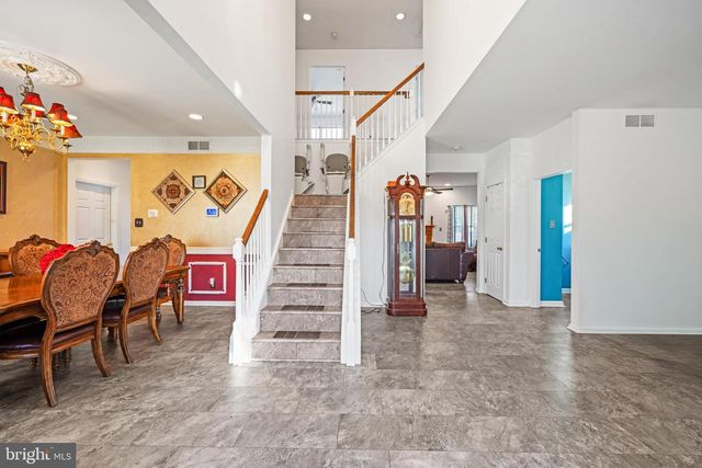 38 CHESTERTOWN RD, Sicklerville, NJ 08081