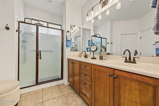24737 S GOLFVIEW Drive 46, Sun Lakes, AZ 85248