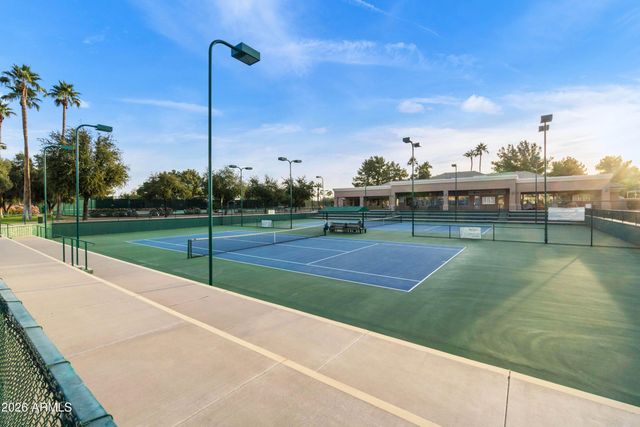 24737 S GOLFVIEW Drive 46, Sun Lakes, AZ 85248
