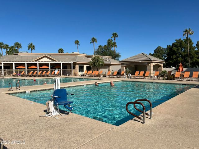 24737 S GOLFVIEW Drive 46, Sun Lakes, AZ 85248