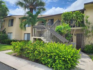 21951 Soundview Ter 203, Boca Raton, FL 33433