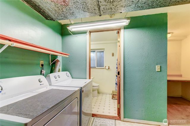 11242 A Fremont Avenue N, Seattle, WA 98133