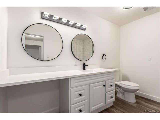 50 E Highline Cir 102, Centennial, CO 80122