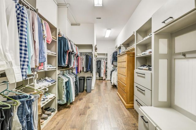 2430 Barclay Lake Lane, Spring, TX 77388