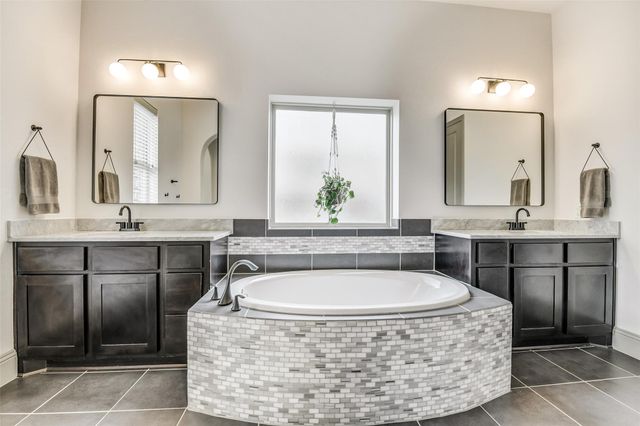 2430 Barclay Lake Lane, Spring, TX 77388