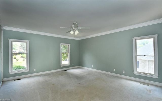 4244 Saddlewood Forest Drive, Winston-salem, NC 27106