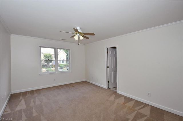 4244 Saddlewood Forest Drive, Winston-salem, NC 27106
