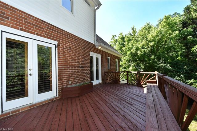 4244 Saddlewood Forest Drive, Winston-salem, NC 27106
