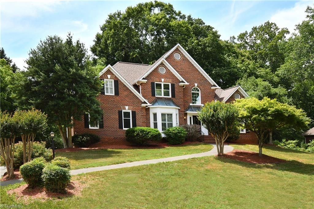 4244 Saddlewood Forest Drive, Winston-salem, NC 27106