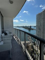 1750 N Bayshore Dr 2706, Miami, FL 33132