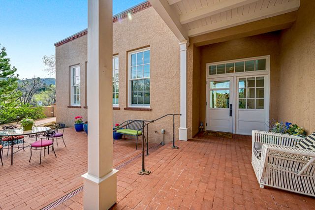 1150 Canyon Road 5, Santa Fe, NM 87501