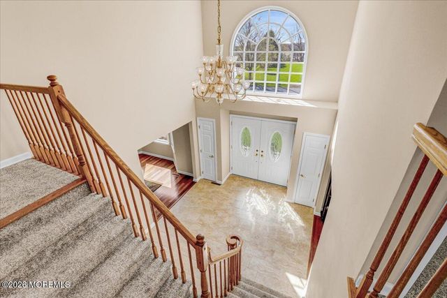 27 Regency Way, Manalapan, NJ 07726
