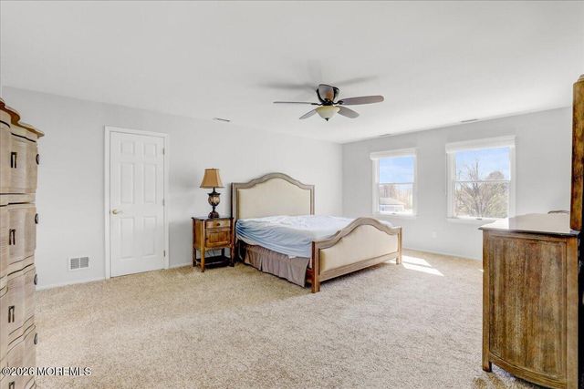 27 Regency Way, Manalapan, NJ 07726