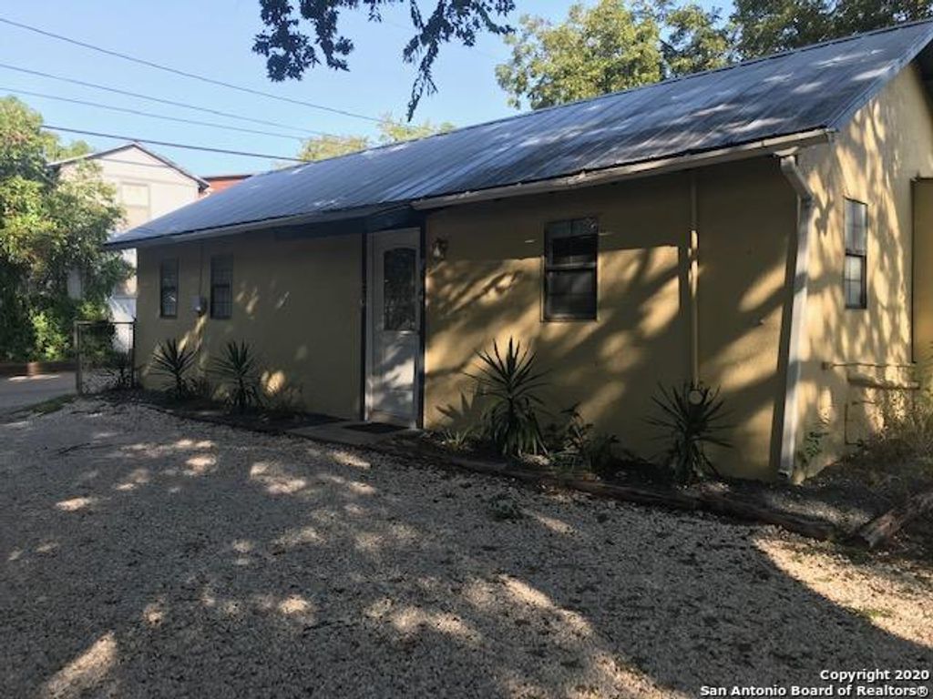210 Refugio St, San Antonio, TX 78210
