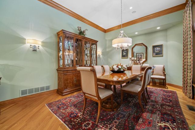 388 Lily Pond Court, Columbus, OH 43230