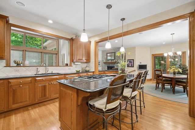 388 Lily Pond Court, Columbus, OH 43230