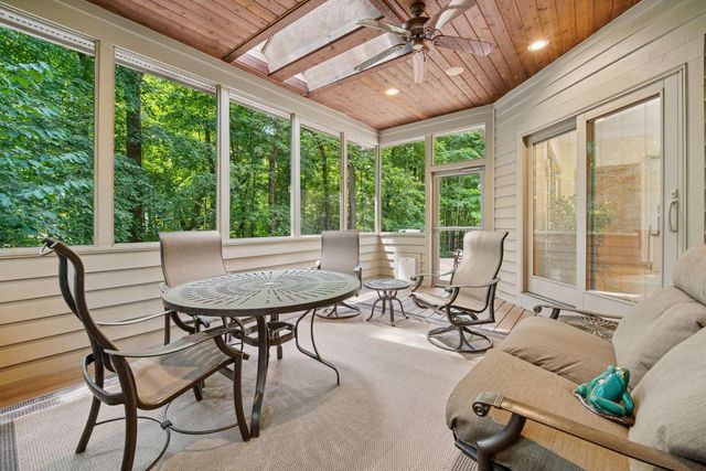 388 Lily Pond Court, Columbus, OH 43230