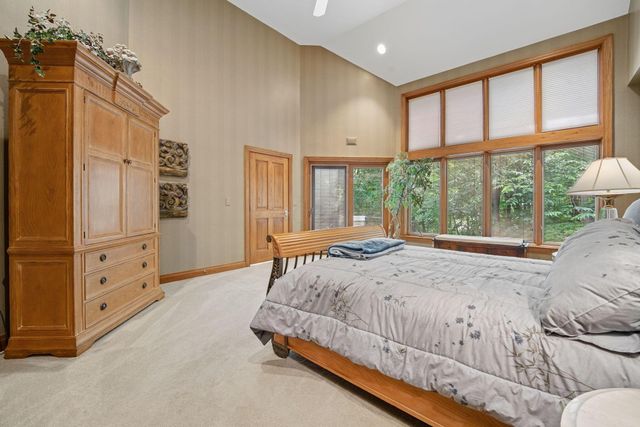 388 Lily Pond Court, Columbus, OH 43230