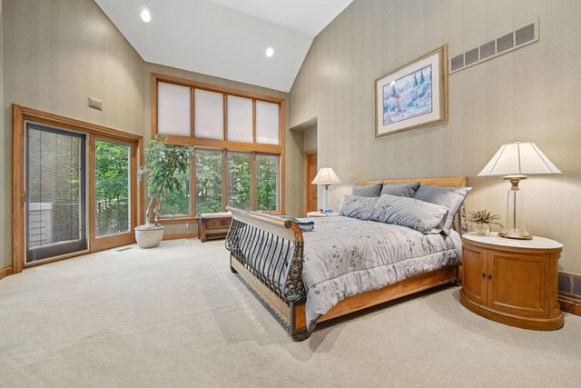 388 Lily Pond Court, Columbus, OH 43230