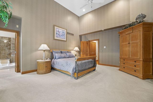 388 Lily Pond Court, Columbus, OH 43230
