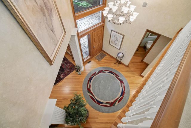 388 Lily Pond Court, Columbus, OH 43230