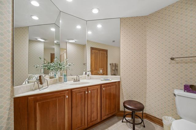 388 Lily Pond Court, Columbus, OH 43230