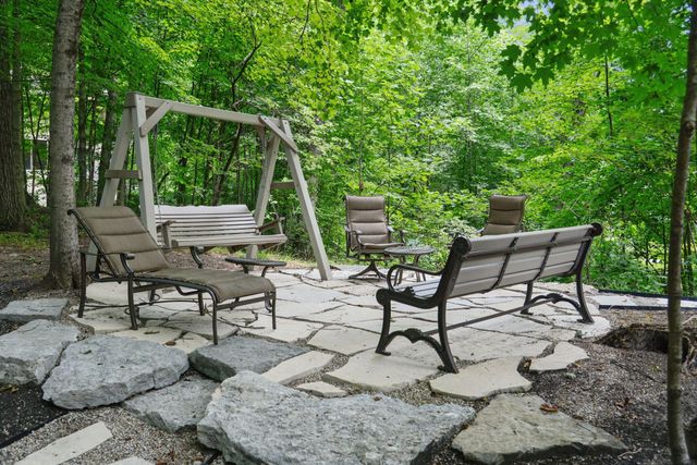 388 Lily Pond Court, Columbus, OH 43230