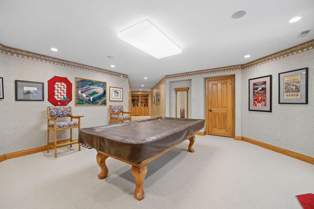 388 Lily Pond Court, Columbus, OH 43230