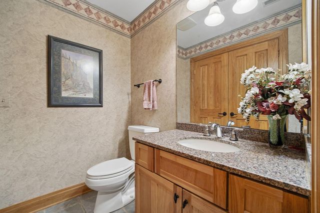 388 Lily Pond Court, Columbus, OH 43230