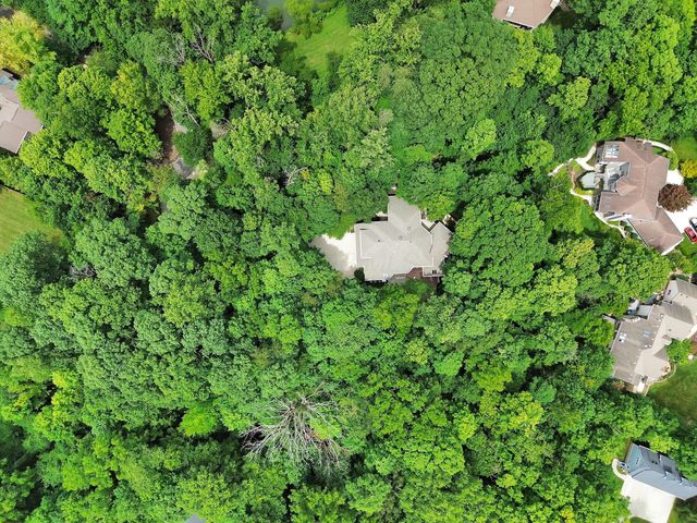 388 Lily Pond Court, Columbus, OH 43230