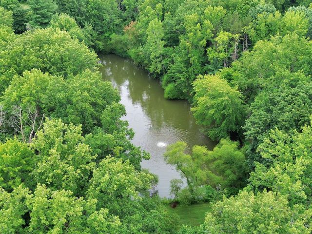 388 Lily Pond Court, Columbus, OH 43230