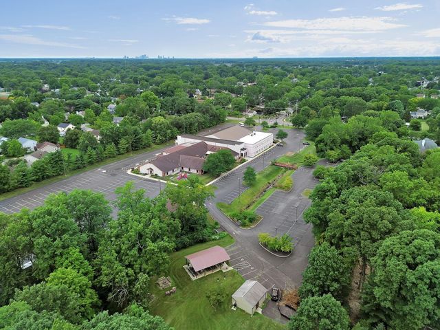388 Lily Pond Court, Columbus, OH 43230