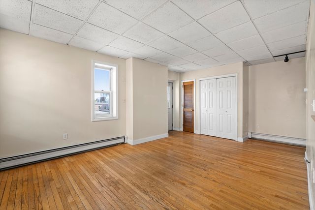 105 W 4th St 3A, Boston, MA 02127