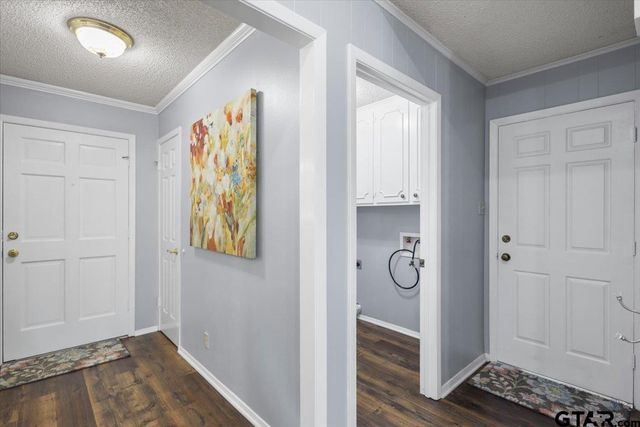 1100 Foxglove Lane, Tyler, TX 75703
