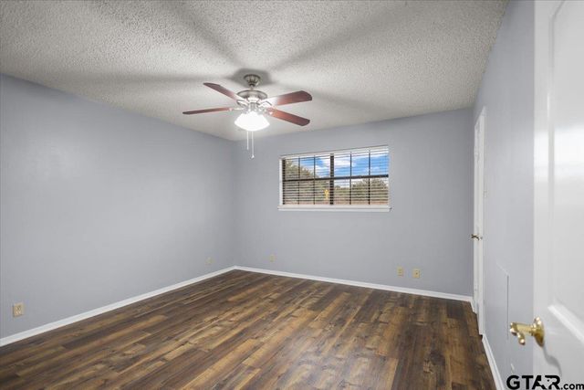 1100 Foxglove Lane, Tyler, TX 75703