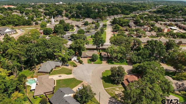 1100 Foxglove Lane, Tyler, TX 75703