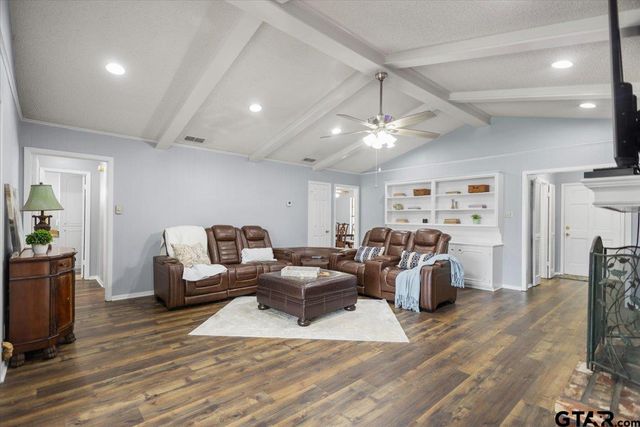 1100 Foxglove Lane, Tyler, TX 75703