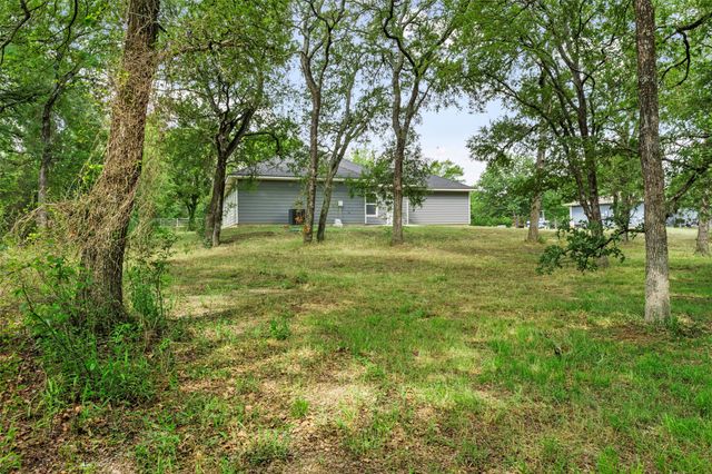 851 SE County Road 3048d, Corsicana, TX 75109