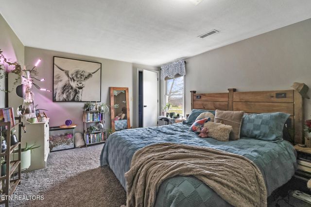 7616 Plateau Rd, Crossville, TN 38571