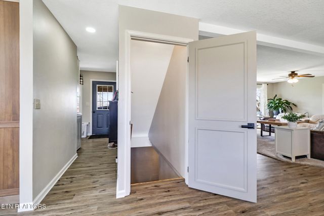 7616 Plateau Rd, Crossville, TN 38571