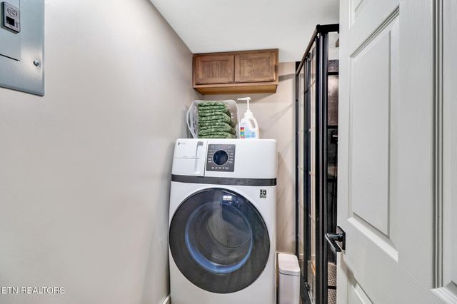 7616 Plateau Rd, Crossville, TN 38571