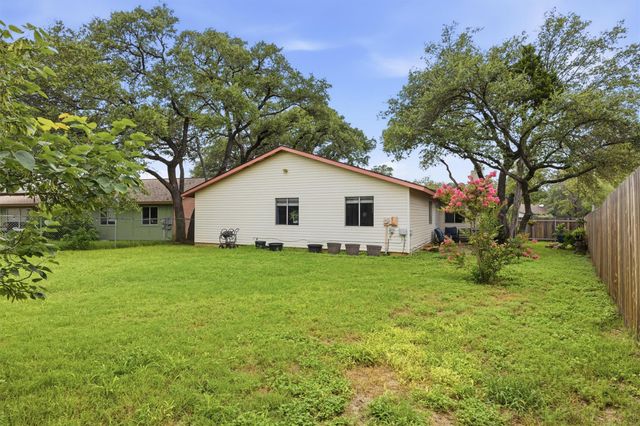 7737 Croftwood DR, Austin, TX 78749